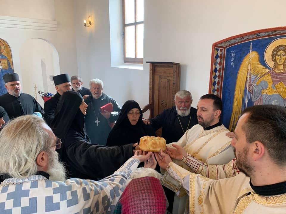 Обележена храмовна слава метоха Манастира Пакра