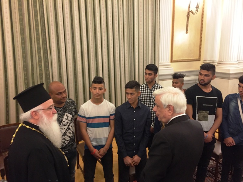 Όταν οι “Ρομαλαίοι” επισκέφθηκαν τον Πρόεδρο της Δημοκρατίας (video)