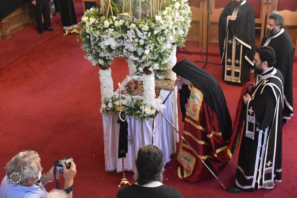 Η Αποκαθήλωση στην Ιερά Μητρόπολη Κωνσταντίας