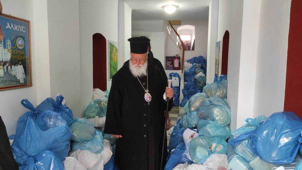 Διανομή μεγάλης ποσότητας τροφίμων ενόψει της Αναστάσεως