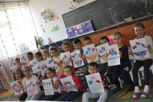 Румънската патриаршия е помоганала на повече от 30 000 деца със своята училищна програма