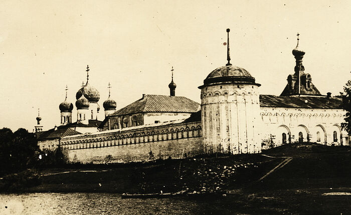 REGULAR DIVINE SERVICES RESUME AT SITE OF VOLGA RIVER MONASTERY ABOLISHED BY SOVIETS