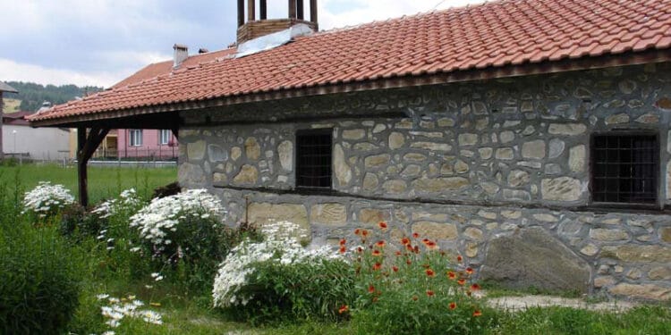 Църква на 4 века е гордостта на Белица