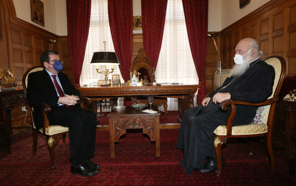 Στον Αρχιεπίσκοπο Ιερώνυμο ο Δημήτρης Καιρίδης