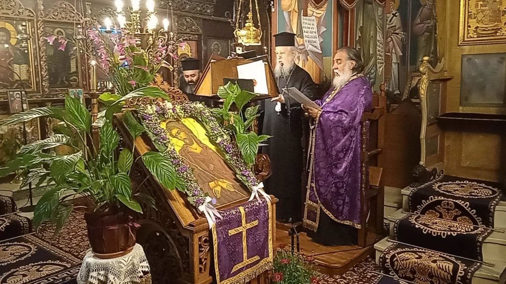 Ο Όρθρος της Μεγάλης Τετάρτης στην Αγία Τριάδα Κύμης