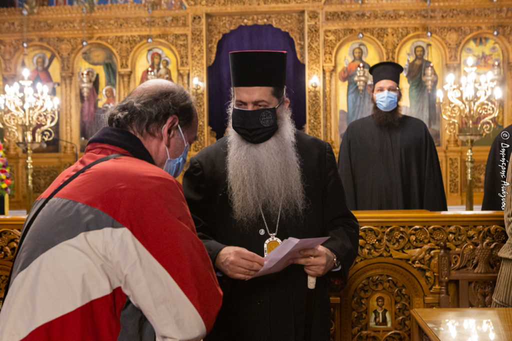 Η Μητρόπολη Φθιώτιδος στηρίζει 100 οικογένειες στη Λαμία