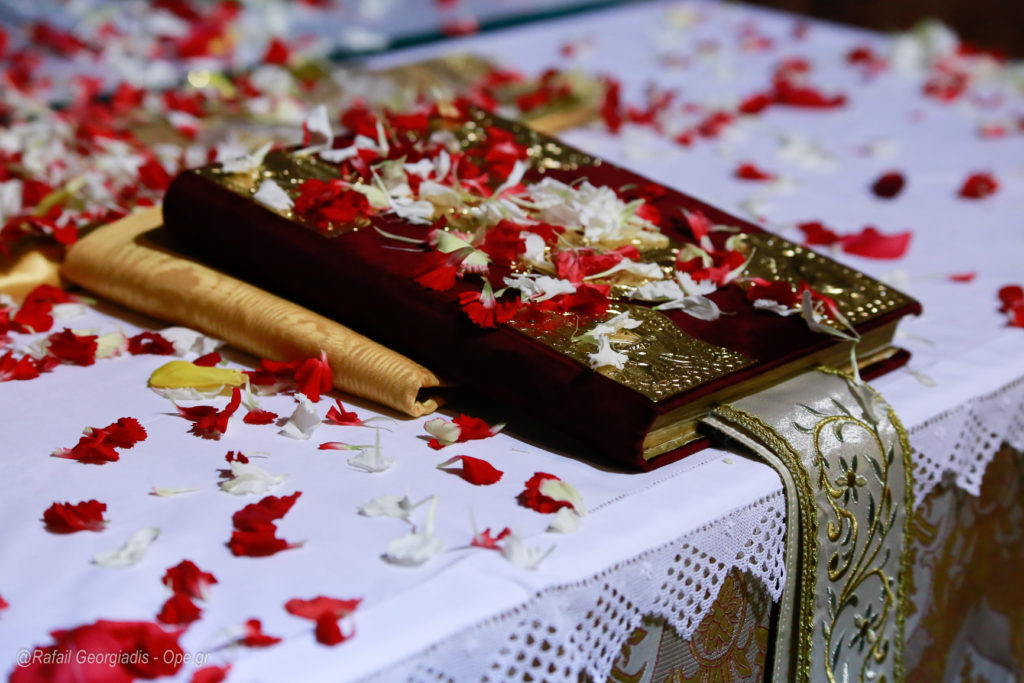 Αποφασίζουν για τη Μεγάλη Εβδομάδα και το Πάσχα – Οι προτάσεις της Εκκλησίας, τα σενάρια και οι προβληματισμοί