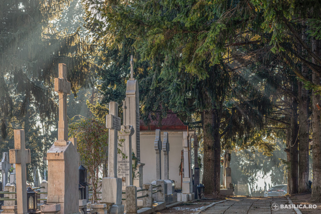 Cimitirul din perspectivă creştină: „Este busola prezentului spre înveșnicire”