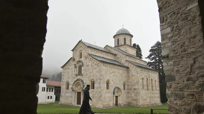 Гујон обавестио медије у Француској о стању Високих Дечана