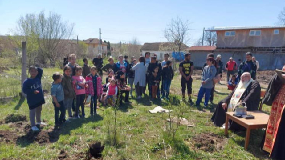 Събират средства за изграждането на храм в село Якимово