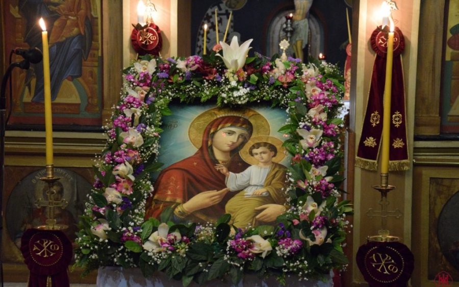 Με πιστούς ο Ακάθιστος Ύμνος σε όλους τους Ναούς της χώρας