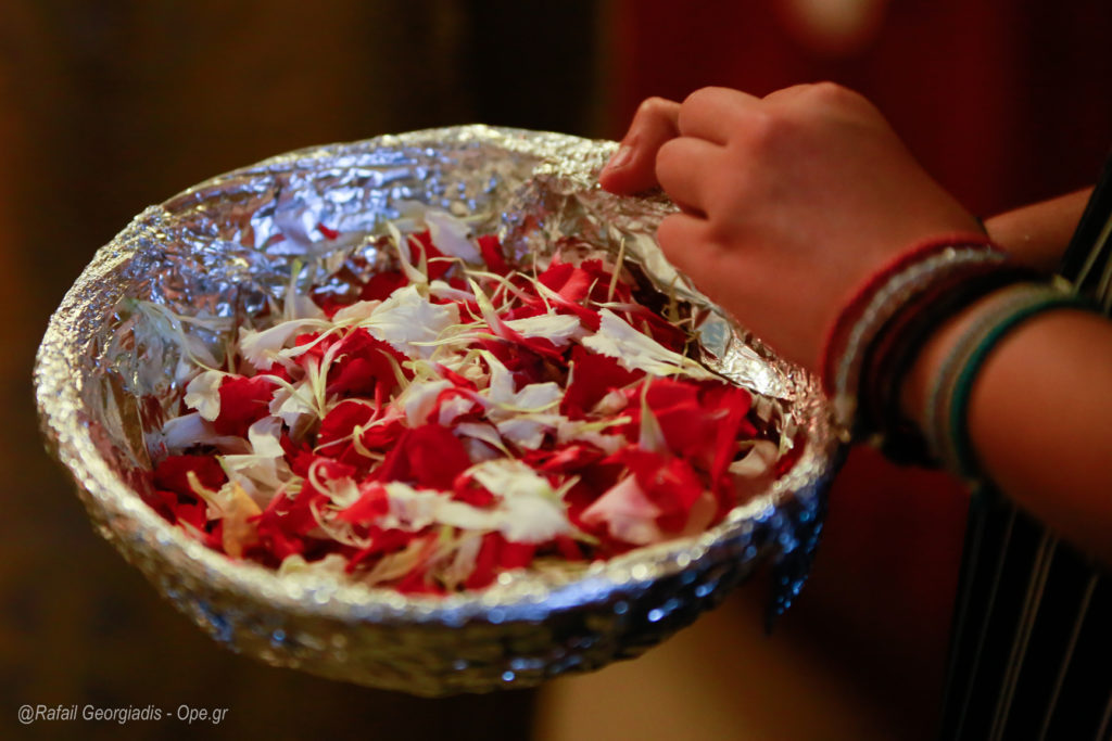 Εκδόθηκε το ΦΕΚ – Πώς θα γιορτάσουμε – Αναλυτικά όλα τα μέτρα για το Πάσχα