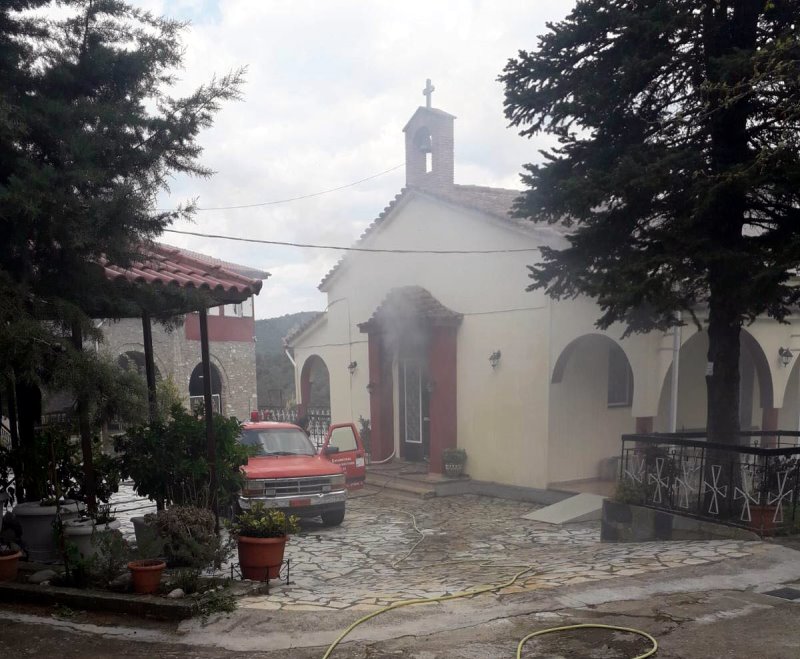 Πυρκαγιά στην Ιερά Μονή Παναγίας Κατερινούς