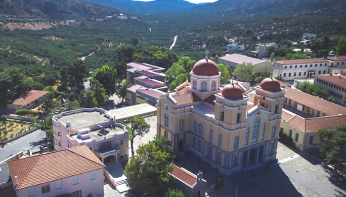 Πρόγραμμα Ιερών Ακολουθιών στη Μητρόπολη Πέτρας