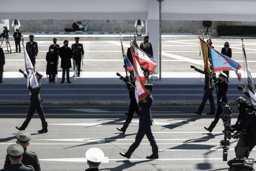 ΚΑΛΑΒΡΥΤΑ: Έντονη δυσαρέσκεια για την υποτίμηση του ιστορικού Λαβάρου της Αγίας Λαύρας στη παρέλαση της 25η Μαρτίου