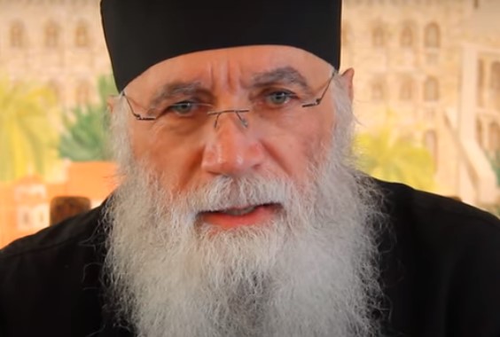 “Μην παίζεις με τους δαίμονες”