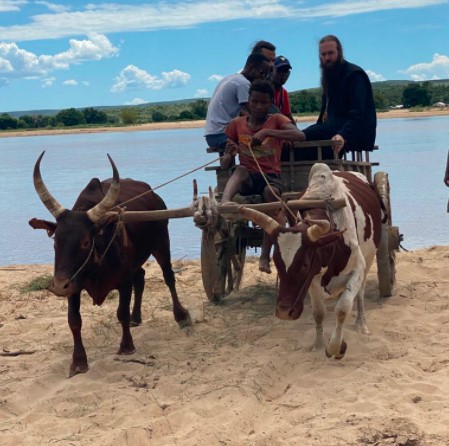 Μια “off-road” μοναστική σύναξη