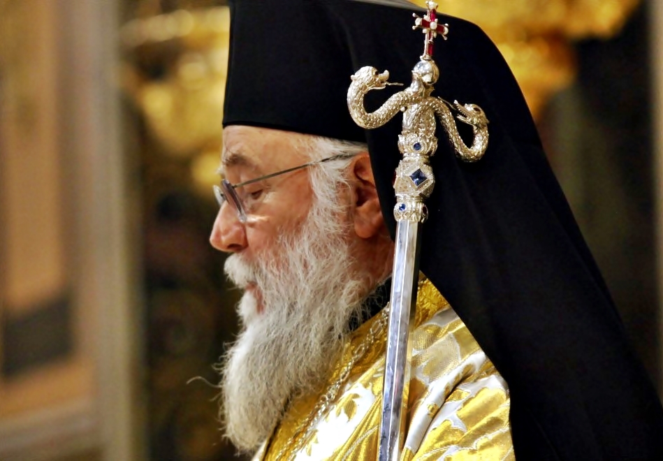 “Προσπαθούν να ελέγξουν την ζωή, την σκέψη, την ελευθερία μας”