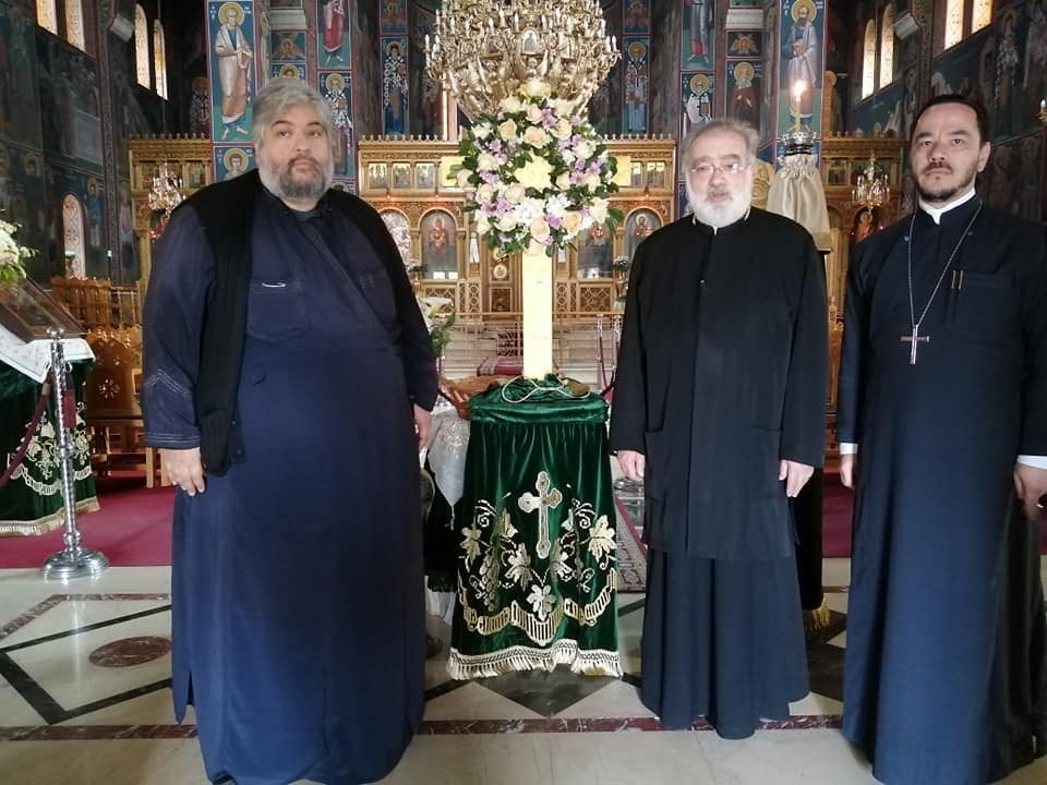 Ο Σταυρός να μάς αξιώσει να γιορτάσουμε το Πάσχα