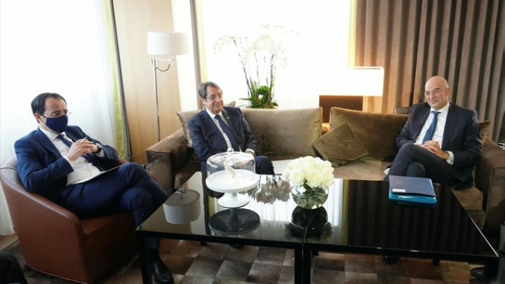 Informal talks regarding Cyprus problem resume in Geneva