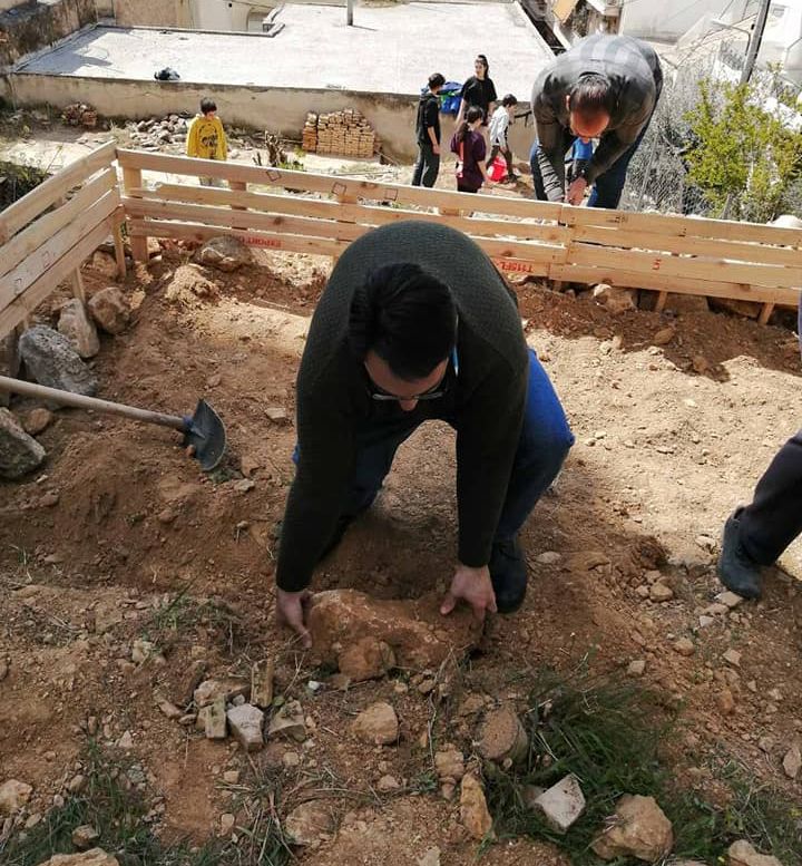 Ο λαχανόκηπος στο χωράφι του φτωχούλη