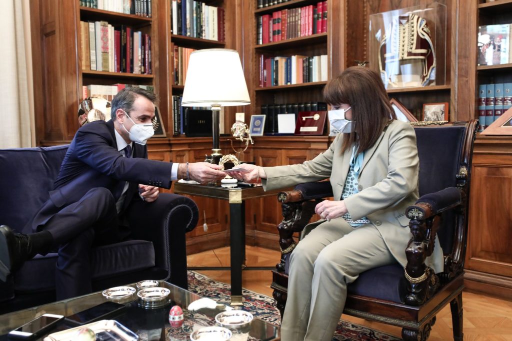 Πάσχα με τήρηση των κανόνων ζήτησε ο Μητσοτάκης