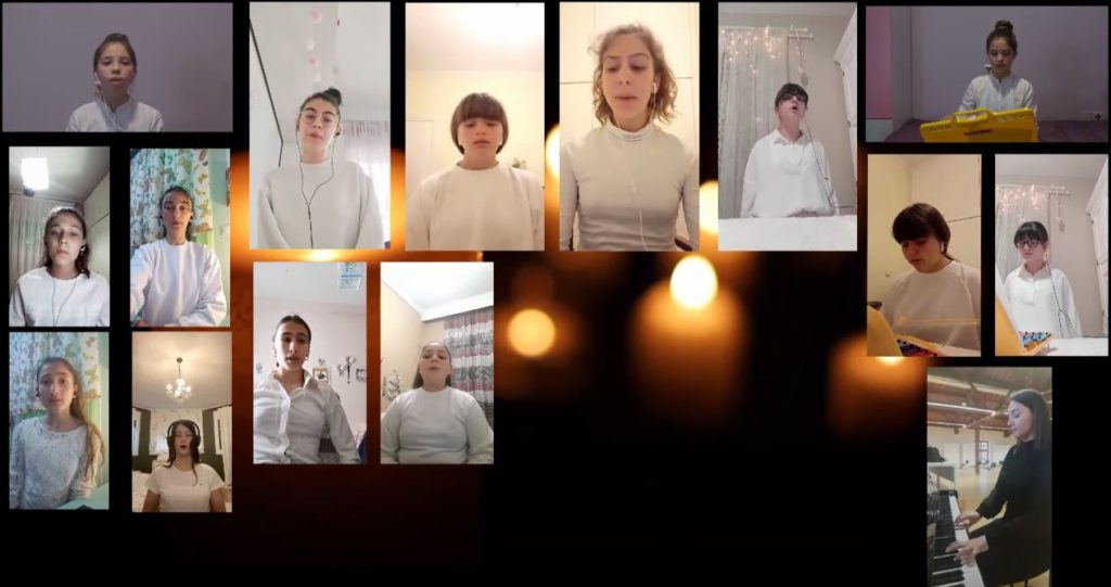 Παιδικές φωνές ψάλλουν «Αι γενεαί πάσαι» (ΒΙΝΤΕΟ)