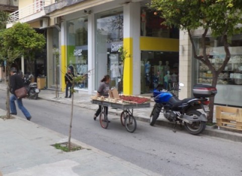 «Καμία σχέση με πλανόδιους που χρησιμοποιούν το όνομά μας»