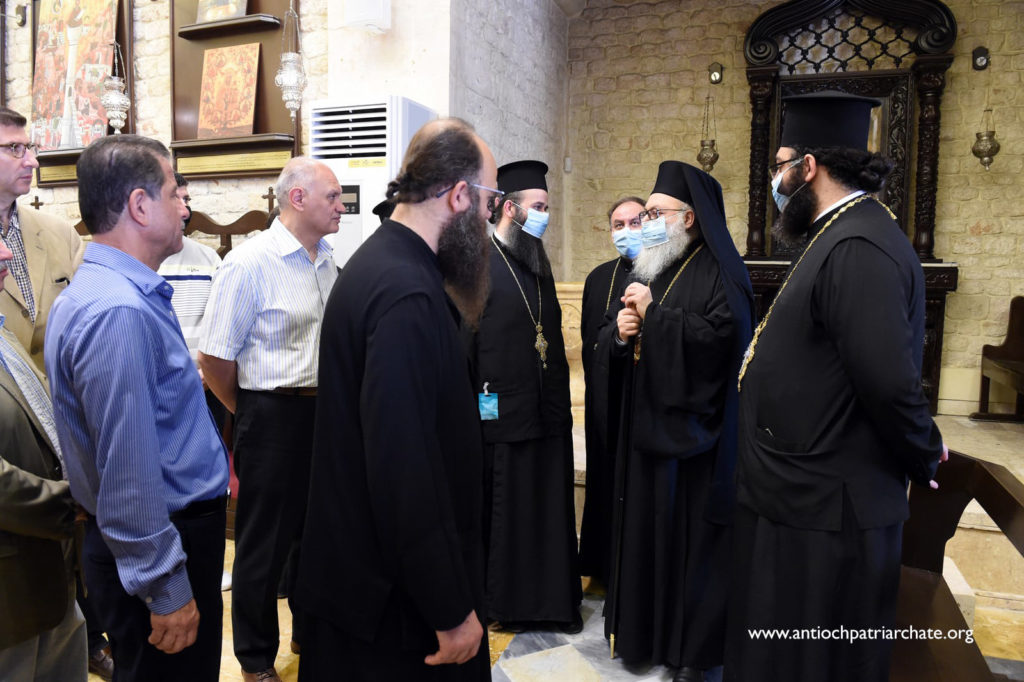 زيارة كنيسة السيدة والمطرانية القديمة