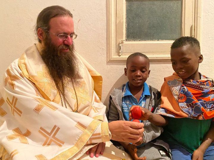 “Πιάστε τον!”: Μια παράδοση του Επισκόπου Τολιάρας