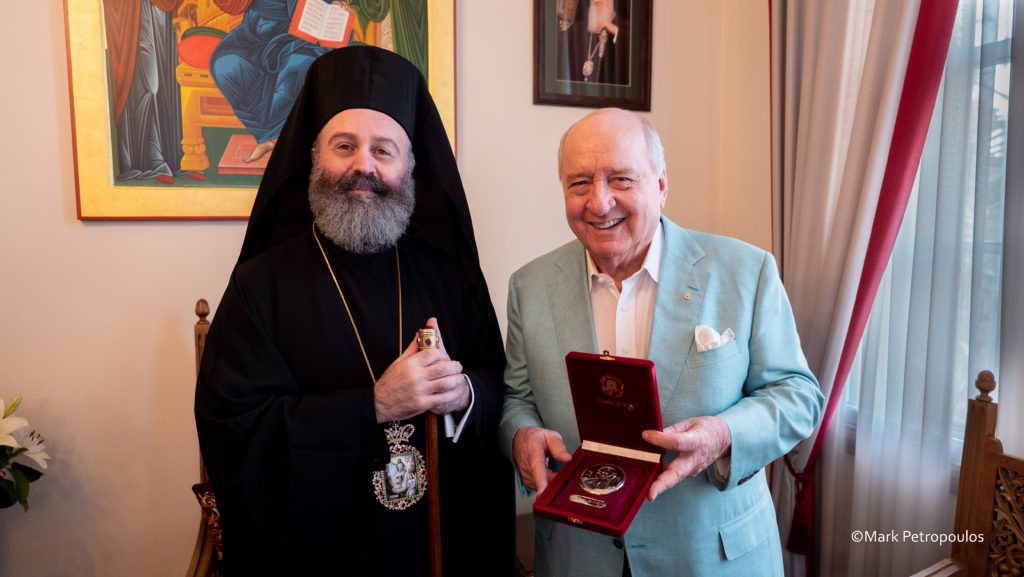 O δημοσιογράφος Alan Jones στην Αρχιεπισκοπή Αυστραλίας