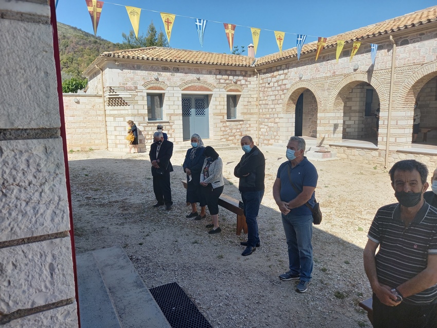 Στην πανηγυρίζουσα Μονή Αγίου Θεράποντος Γαλατακίου