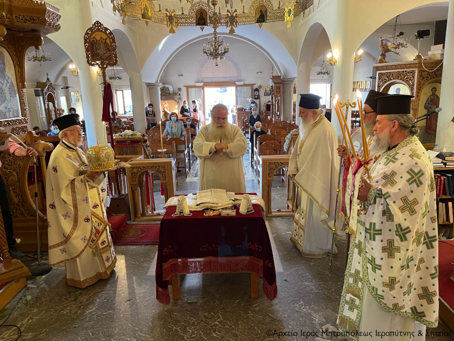 Ο Αρχιερατικός Εσπερινός της Αγάπης στον πανηγυρίζοντα Άγιο Γεώργιο Σητείας