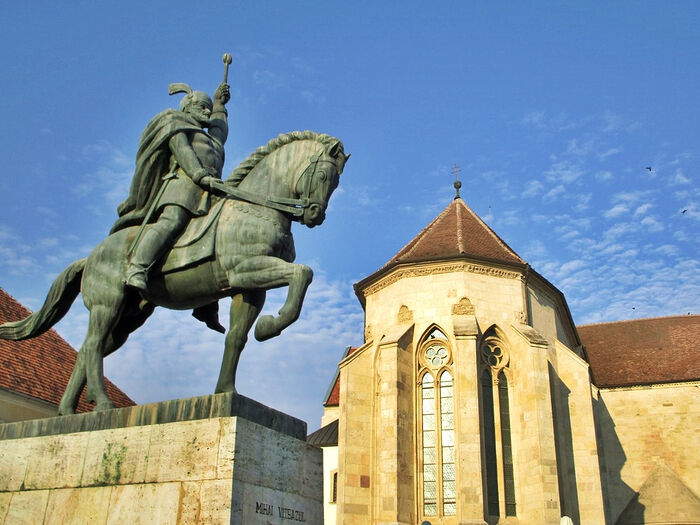 ROMANIAN HIERARCH CALLS FOR CANONIZATION OF MICHAEL THE BRAVE, VICTOR OVER OTTOMAN FORCES