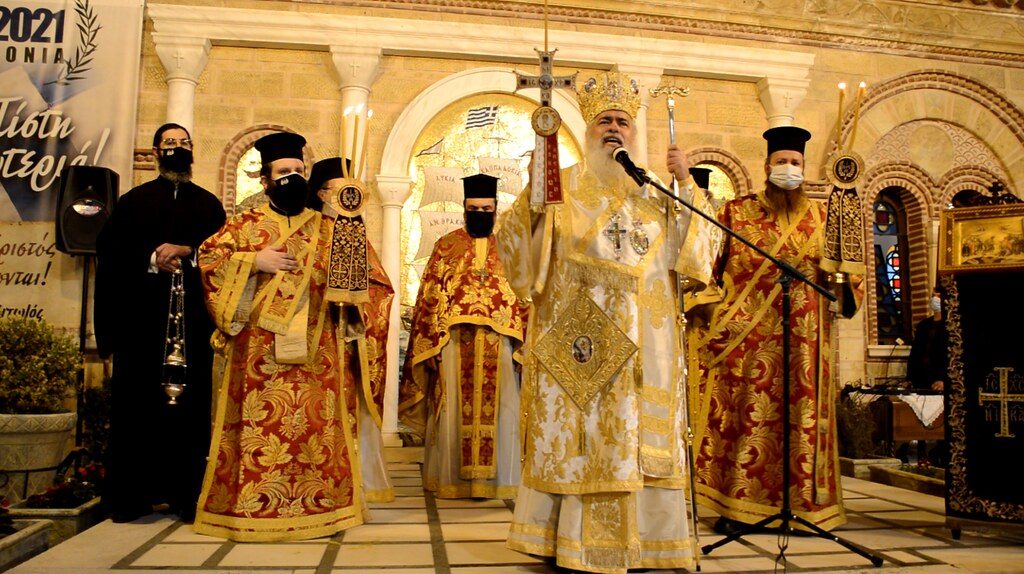 “Παρά τις αντίξοες συνθήκες εμείς επιμένουμε: Χριστός ανέστη”