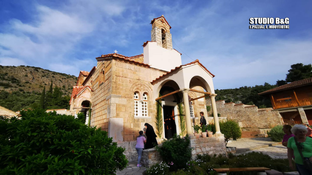 Της Ζωοδόχου Πηγής στην Αγία Μονή Ναυπλίου (ΦΩΤΟ)