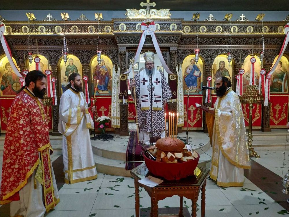 “Η Εκκλησία πορεύεται χωρίς να εκβιάζει τους πιστούς”