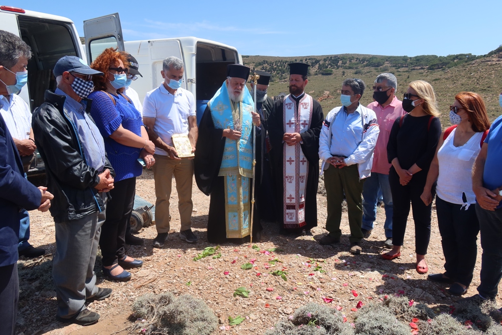 Προσκύνησε στη Μακρόνησο ο Μητροπολίτης Σύρου