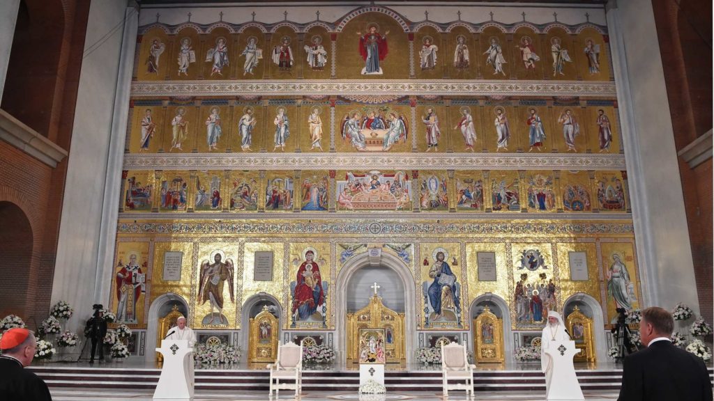 World’s largest Orthodox iconostasis at Patriarchal Cathedral in Bucharest