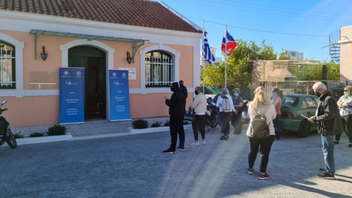 Κορωνοϊός: 1.262 νέα κρούσματα, 50 θάνατοι, 656 διασωληνωμένοι