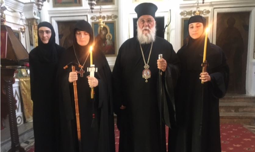 Κουρές μοναζουσών τέλεσε ο Μητροπολίτης Κερκύρας