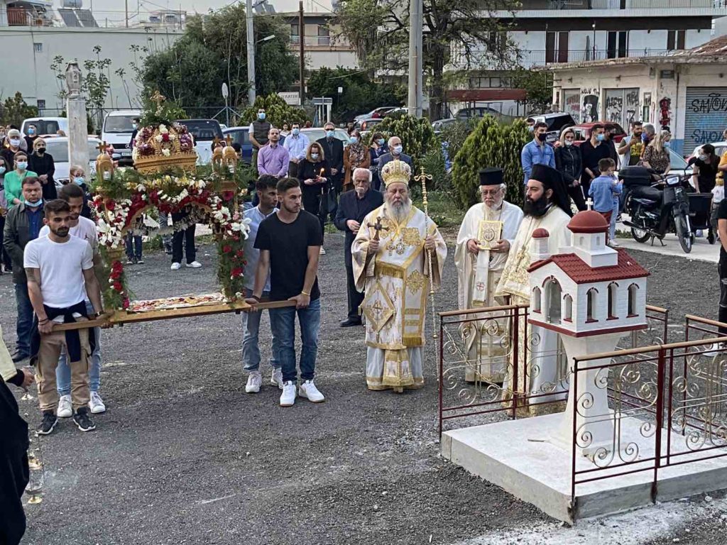 Επιτάφιος, Πάτρα: «Συντρίβητε αλύσεις αι άλυτοι, φοβήθητε τύραννοι παράνομοι…»