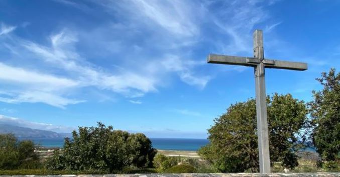 ΟΑΚ: «80 χρόνια – φόρος τιμής στη μνήμη των θυμάτων του πολέμου στην Κρήτη»