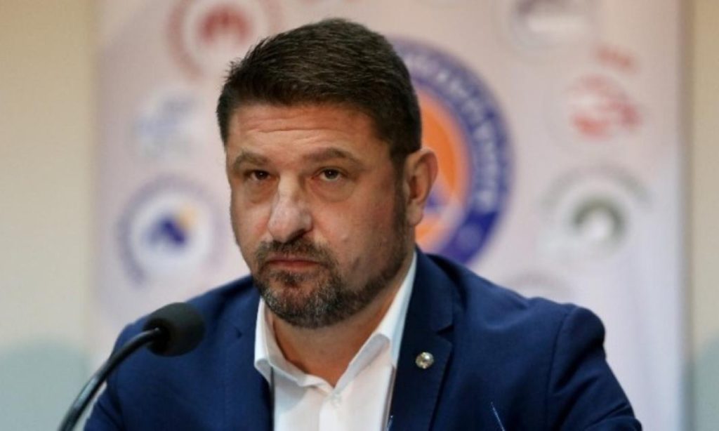 Αυτοψία Χαρδαλιά στα Παπαγιαννέικα: Σε ύφεση αλλά όχι οριοθετημένη η φωτιά