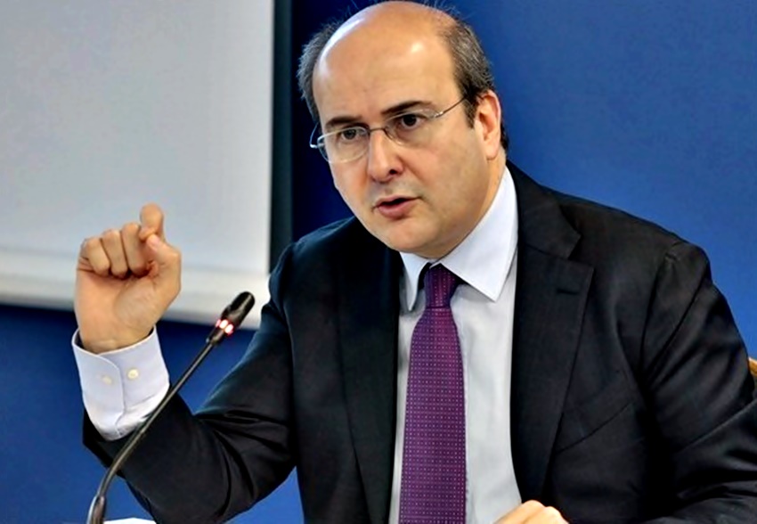 Χατζηδάκης: Εργασία, μέτρα για την οικογένεια και παρενοχλήσεις