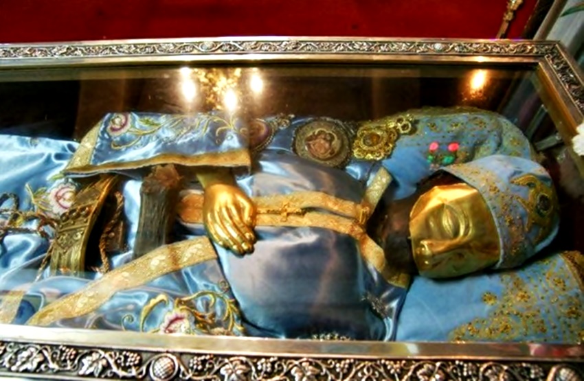 Αφιέρωμα σ’ έναν ολοζώντανο Άγιο