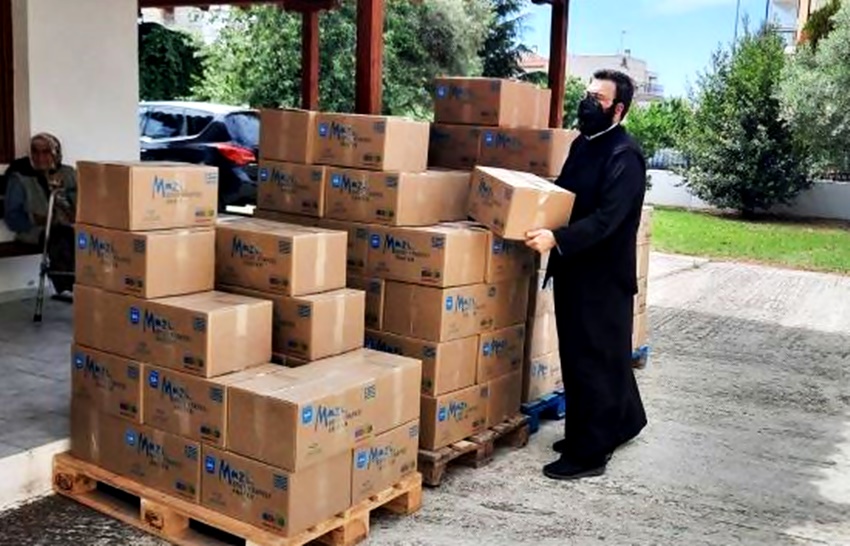 Διανομή τροφίμων σε ακριτικές οικογένειες στην Ροδόπη