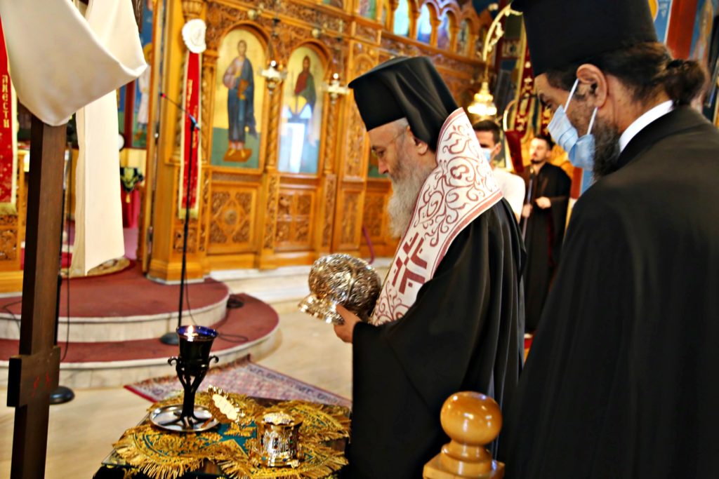 Ο Μητροπολίτης Ναυπάκτου και η αγάπη του για την Αγία Φωτεινή