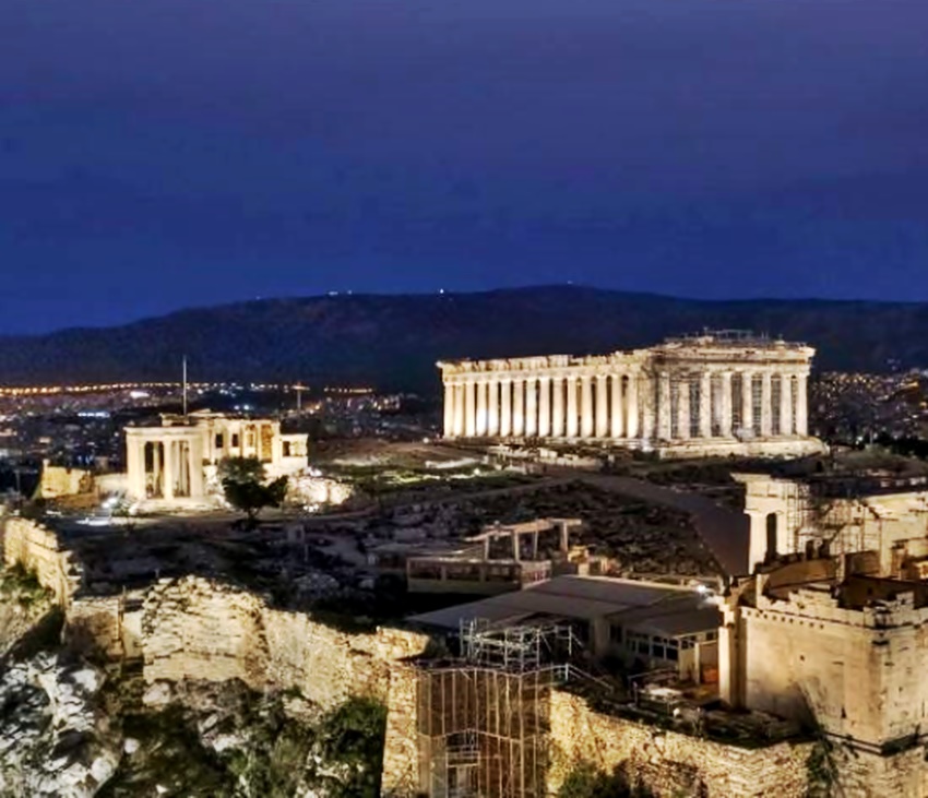 Τριπλή διεθνής διάκριση για τον νέο φωτισμό της Ακρόπολης