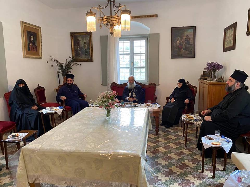 Ο Μητροπολίτης Ύδρας στο Ησυχαστήριο των Αγίων Φωτεινής και Ελισάβετ